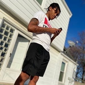 Meet your Posher, Elijah